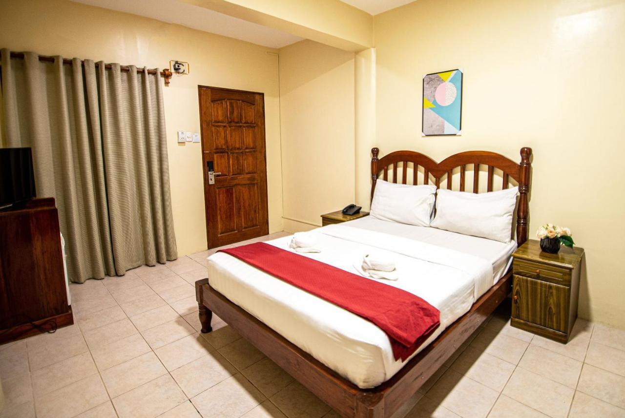 Kiwi Hotel Cebu Εξωτερικό φωτογραφία